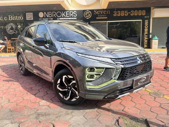 MITSUBISHI ECLIPSE CROSS 1.5 MIVEC TURBO GASOLINA HPE-S S-AWC CVT MITSUBISHI ECLIPSE CROSS 1.5 MIVEC TURBO GASOLINA HPE-S S-AWC CVT